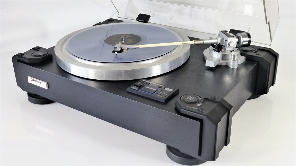 Turntables Auckland Vintage Audio