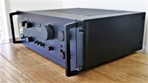 Sansui AU-519